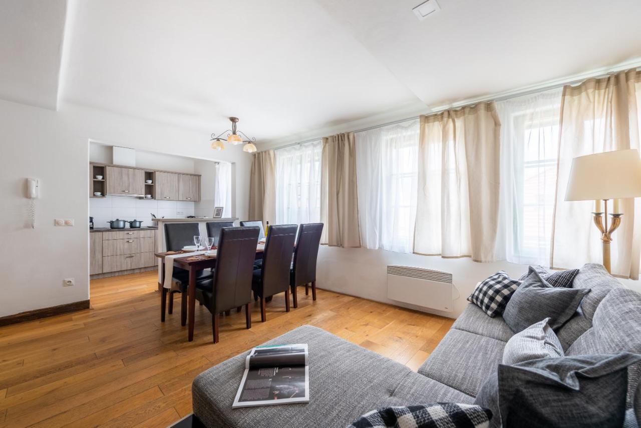 Nobles Apartments Прага Экстерьер фото