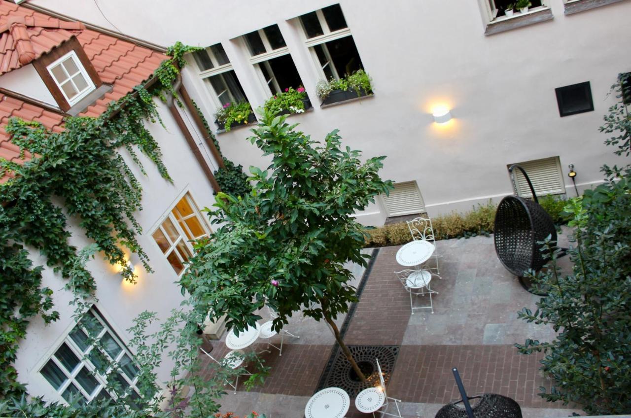Nobles Apartments Прага Экстерьер фото
